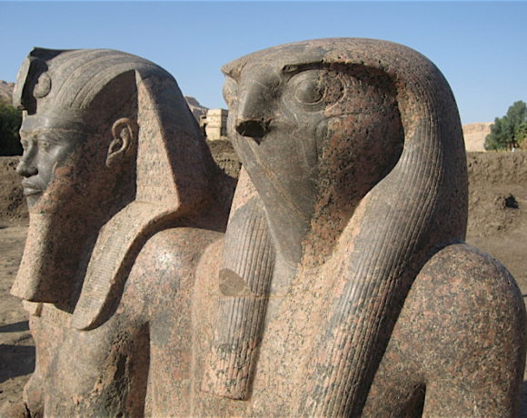 Egypte cultuurreis Beeld amen-re-horakhti